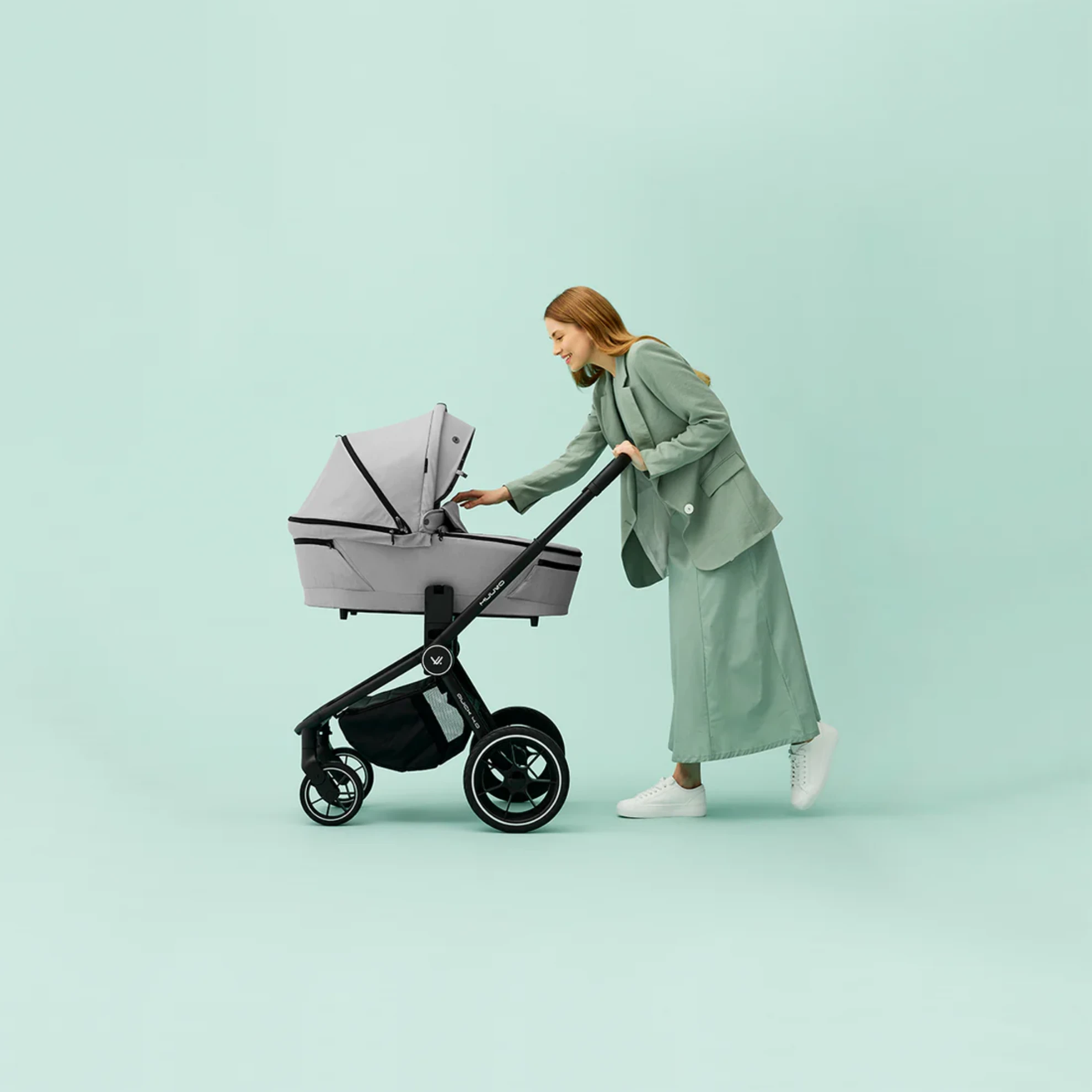 صورة لقسم عربات الأطفال