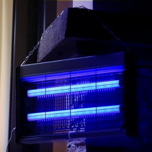 صورة صاعق الناموس المعدن للاحمال الشاقه مزود بلمبات LED كهربائى يعمل بالاشعة فوق البنفسجية 60 سم ،