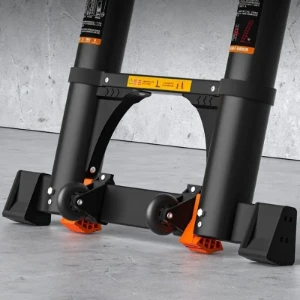 صورة سلم توسعي صناعي قوي نوع متعدد الوظائف ستيسبيدر ناعم قابل للطي في المناطق الداخلية من الأرضيات الصناعية