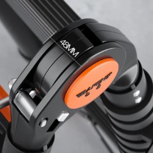 صورة سلم توسعي صناعي قوي نوع متعدد الوظائف ستيسبيدر ناعم قابل للطي في المناطق الداخلية من الأرضيات الصناعية