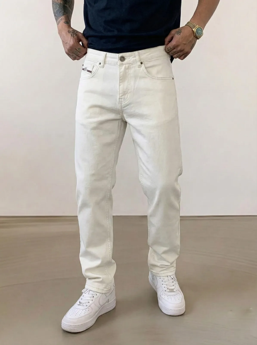 صورة بنطلون جينز رجالي أوف وايت ستريت فيت قطن مرن