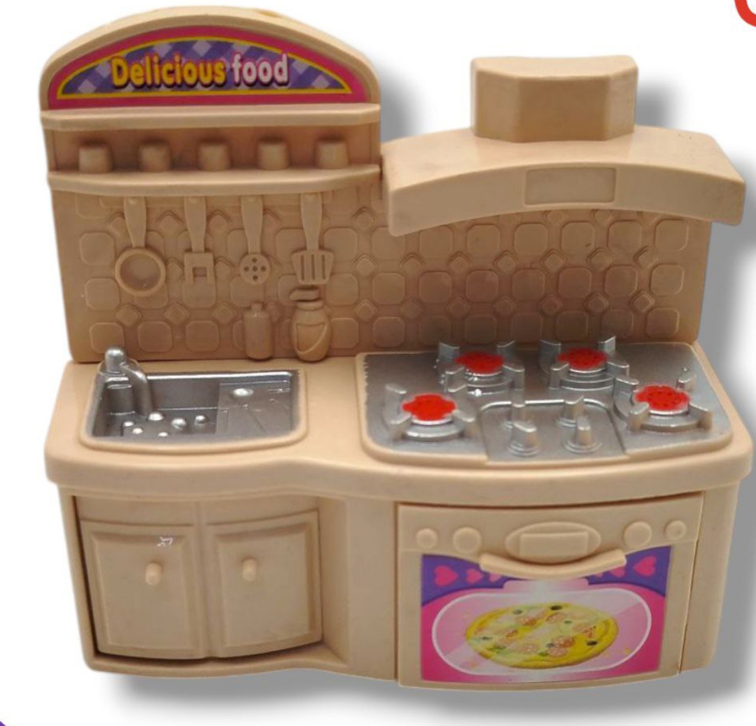 صورة  مجموعة ألعاب Toy House الخاصة بنا تحتوي على شخصيات Sweet Home والضوء والصوت