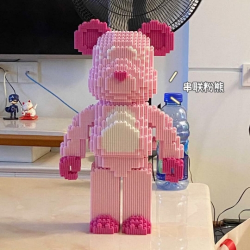 صورة منشئ DUZ / لعبة الدب ثلاثية الأبعاد KAWS، متوافقة مع ليغو